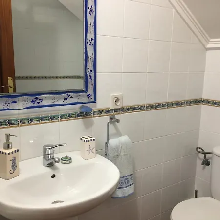 Las Martas Comillas Esterno foto